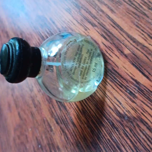 💟Vintage The Body Shop perfume oil - Picture 3 of 3